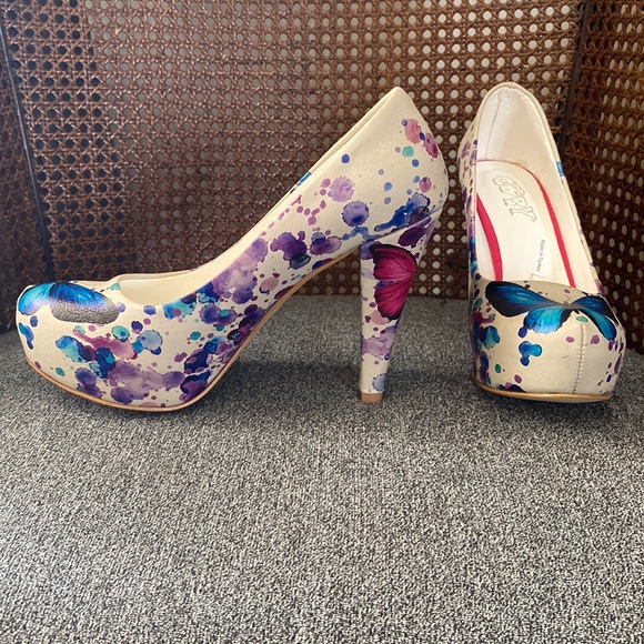 Platform Butterfly Shoes - Picture 1 of 5